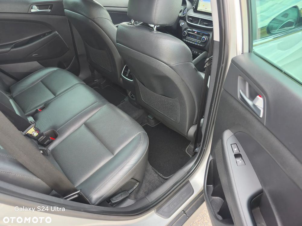 Hyundai Tucson blue 1.6 CRDi 2WD DCT Premium - 30