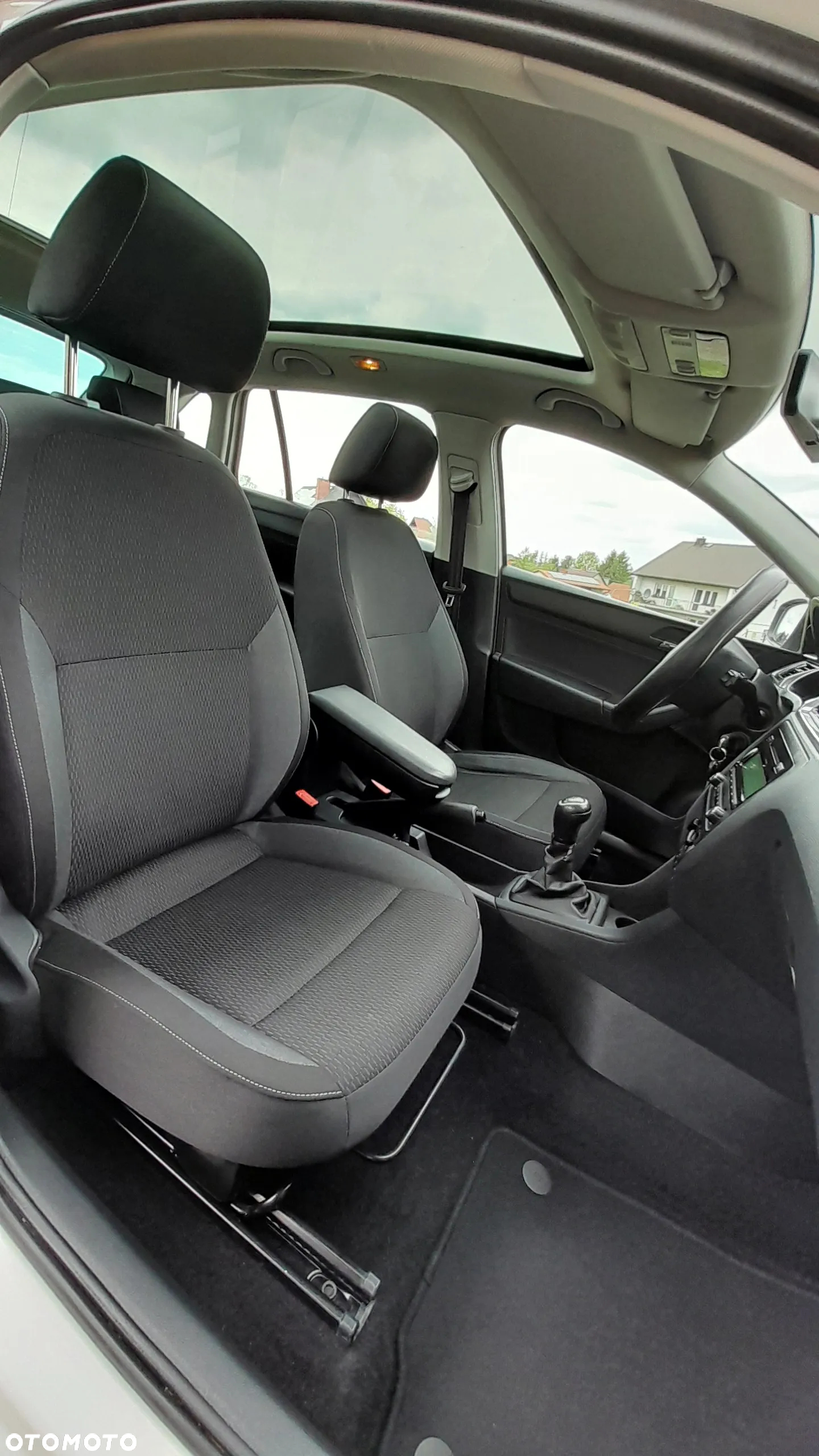 Skoda RAPID - 13