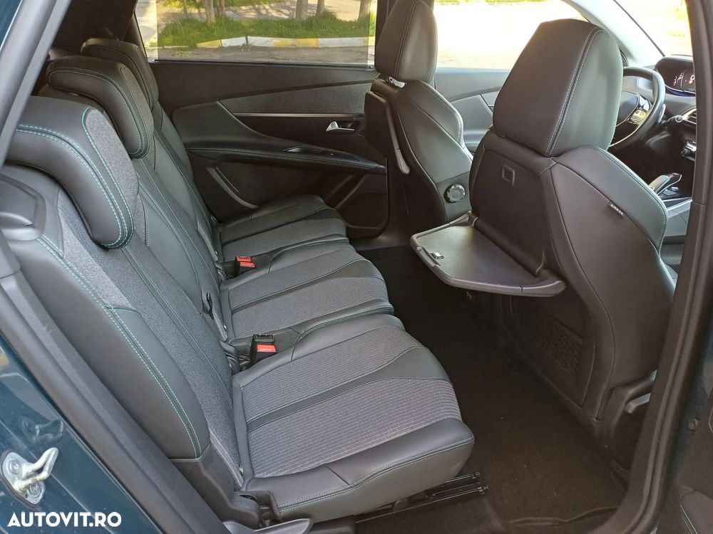 Peugeot 5008 1.2L 136 e-DCS6 MHEV Allure Pack - 16