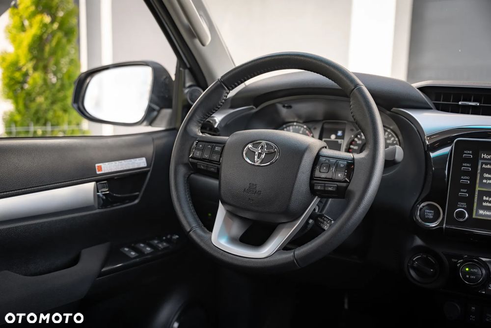 Toyota Hilux 2.8 D-4D Double Cab Invincible 4x4 - 27
