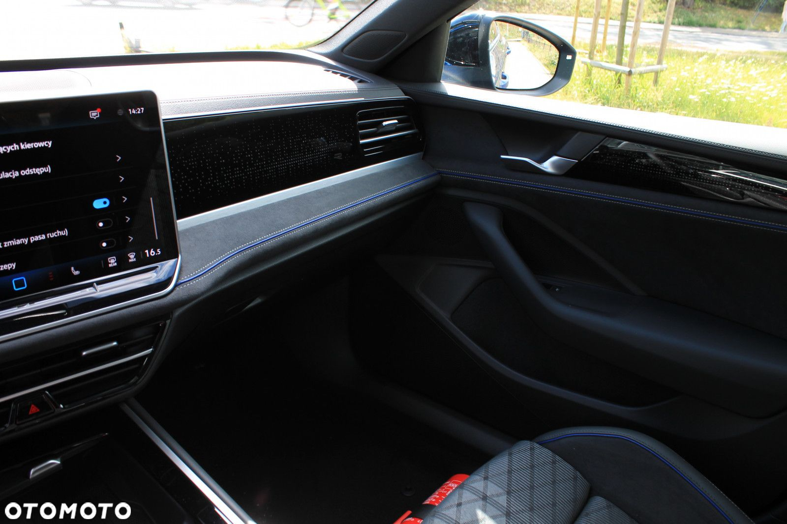 Volkswagen Passat - 22