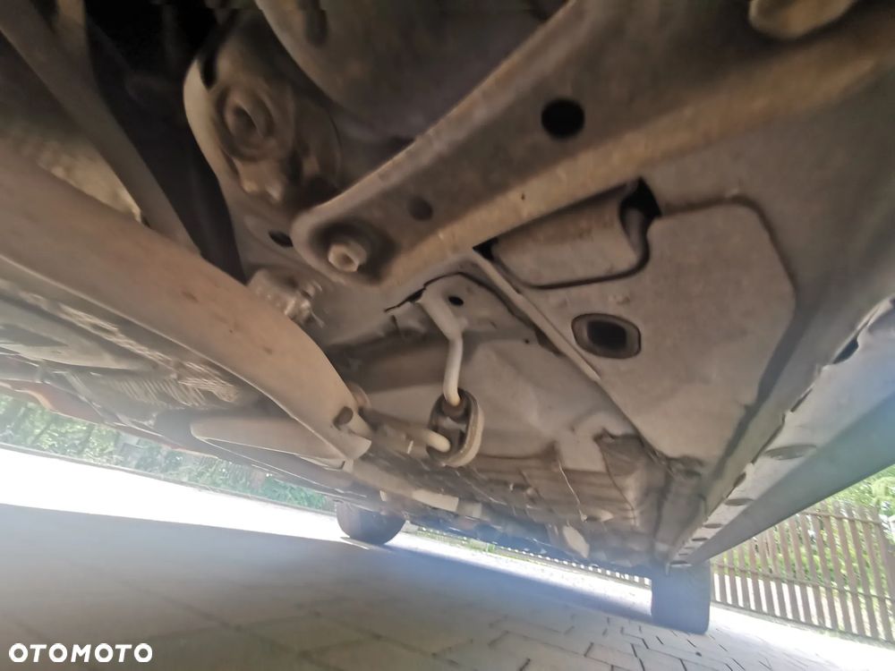 Toyota Yaris 1.5 VVT-i Style - 18
