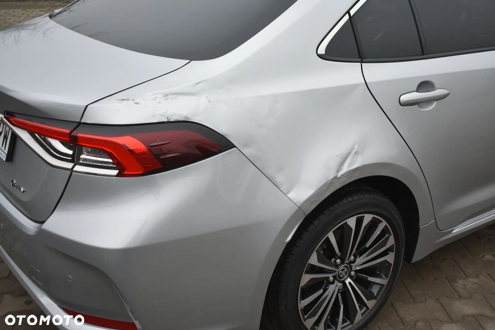 Toyota Corolla 1.8 Hybrid Style - 15