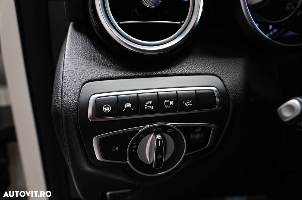 Mercedes-Benz GLC Coupe 250 4Matic 9G-TRONIC AMG Line - 7