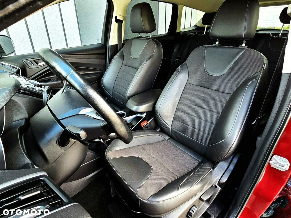 Ford Kuga 1.5 EcoBoost 2x4 Cool & Connect - 23
