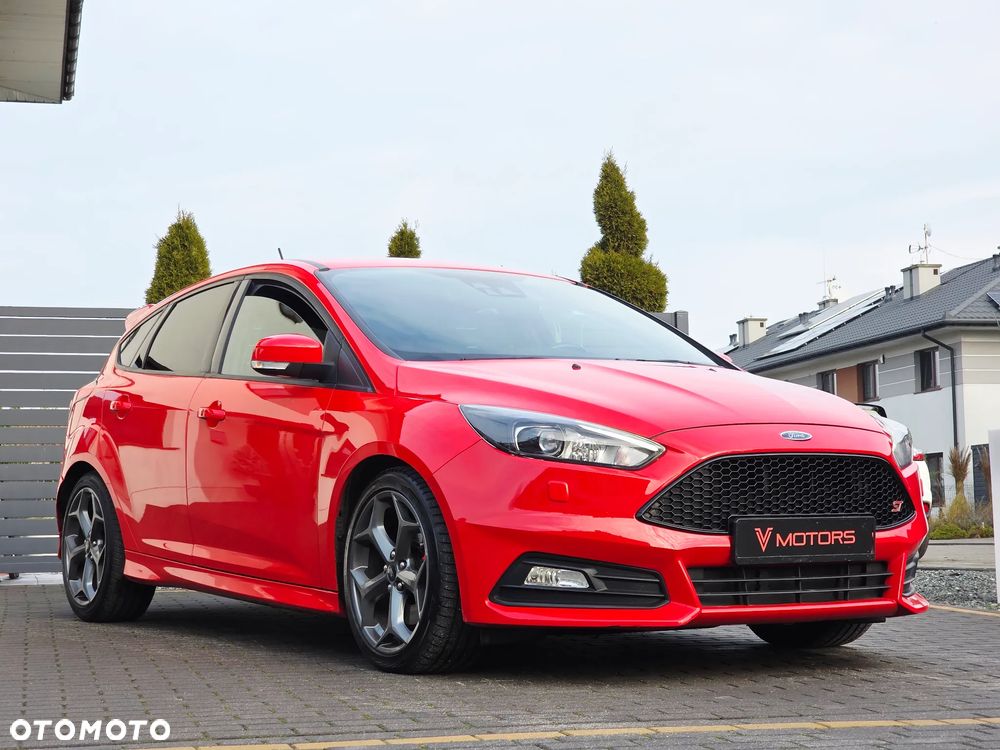 Ford Focus 2.0 TDCi ST - 24