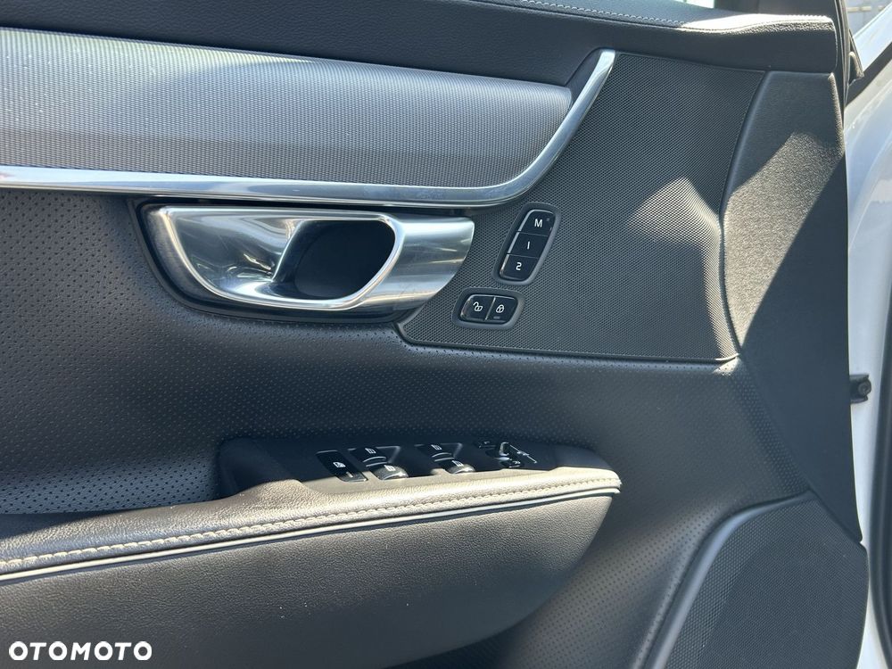 Volvo S90 - 9