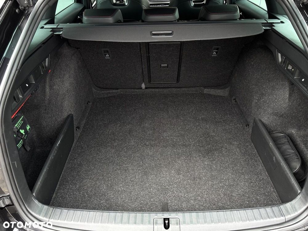 Skoda Octavia 2.0 TDI RS DSG - 9
