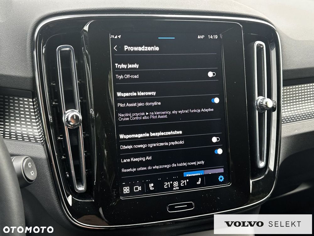 Volvo XC 40 - 28
