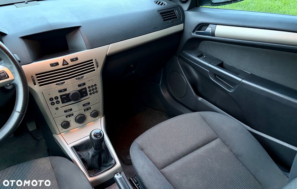 Opel Astra 1.6 Edition - 11