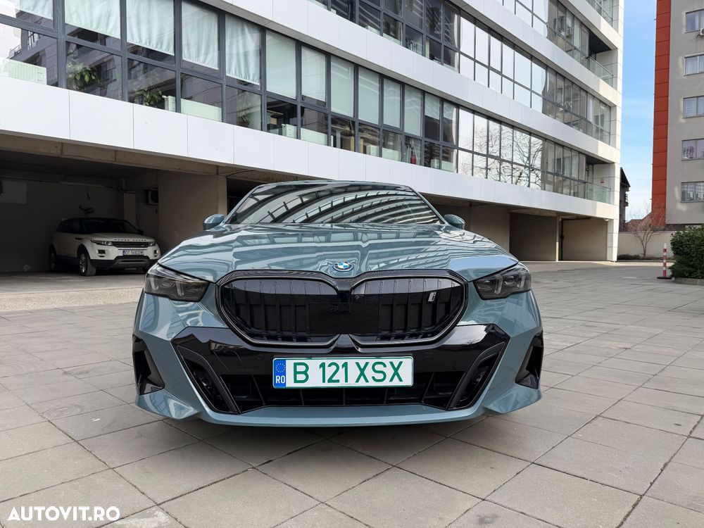 BMW i5 eDrive40 - 8