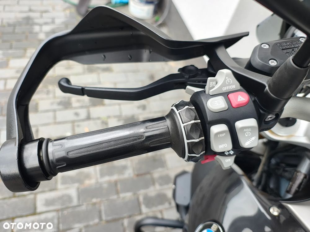 BMW R - 33