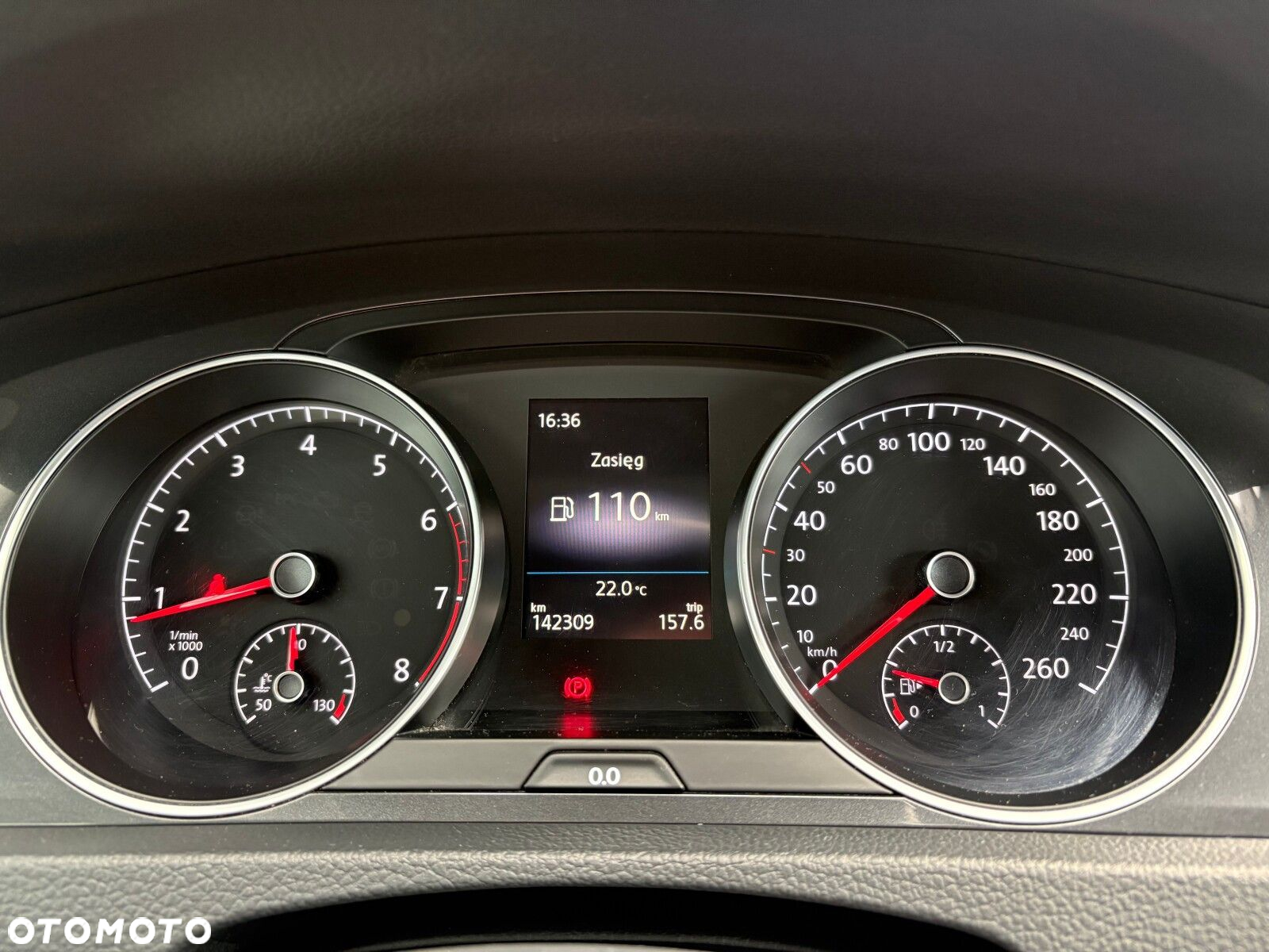 Volkswagen Golf VII 1.4 TSI BMT Comfortline - 18