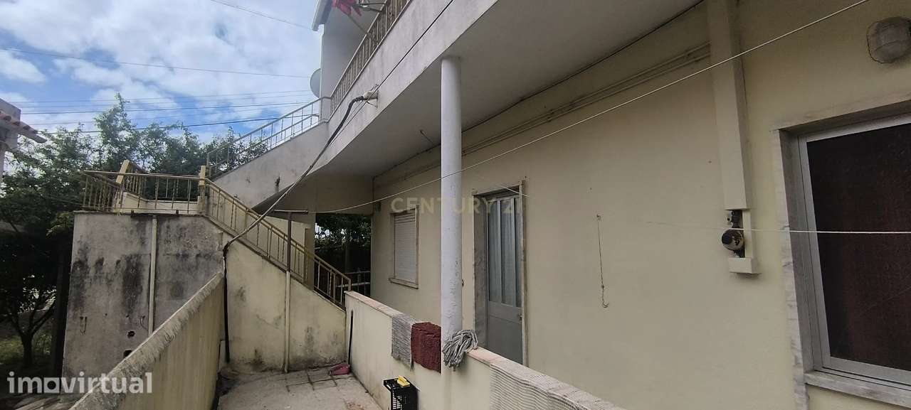 Prédio em Casal de Cambra para investimento - Grande imagem: 3/12