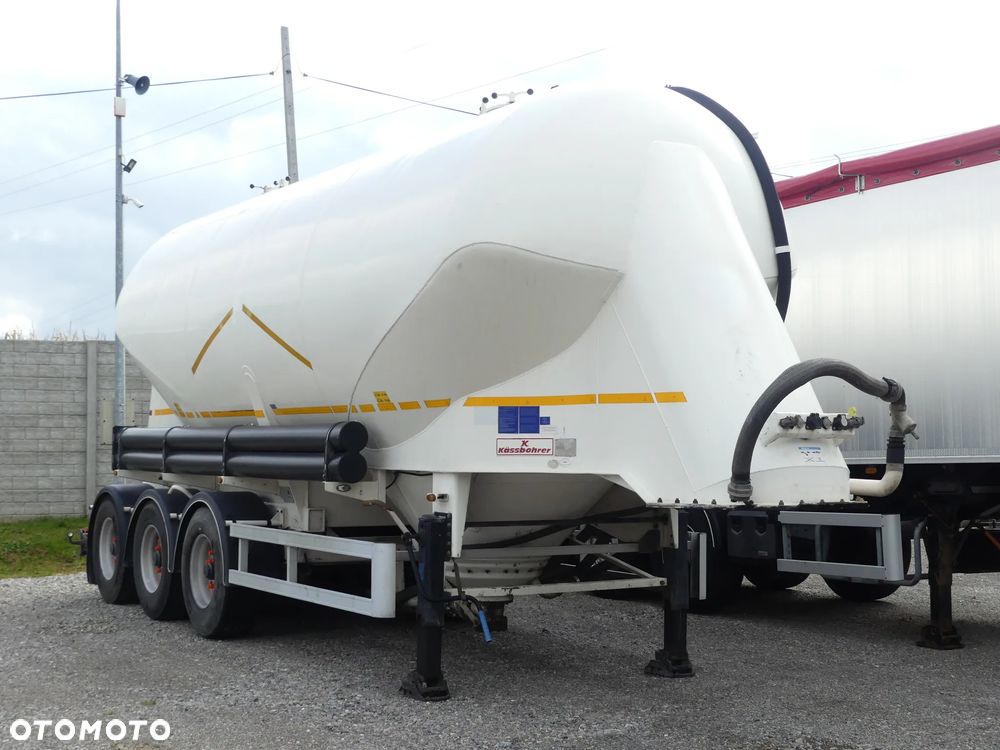 Feldbinder 35000 / SILOS / DO MATERIAŁÓW SYPKICH / OŚ PODNOSZONA /