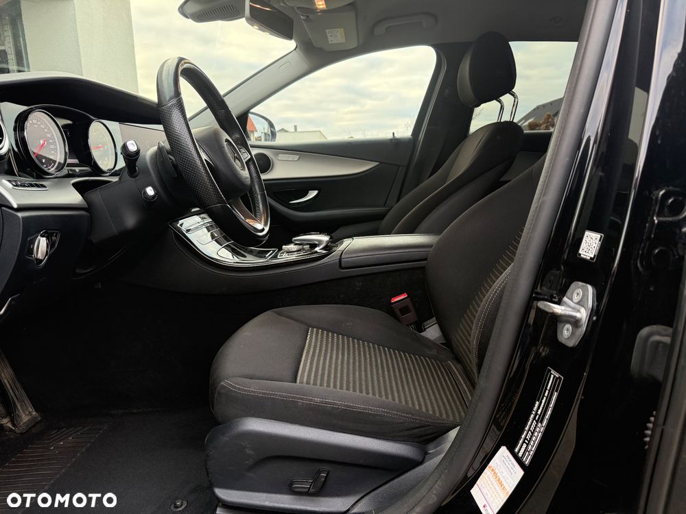 Mercedes-Benz Klasa E 220 d 9G-TRONIC Avantgarde - 16