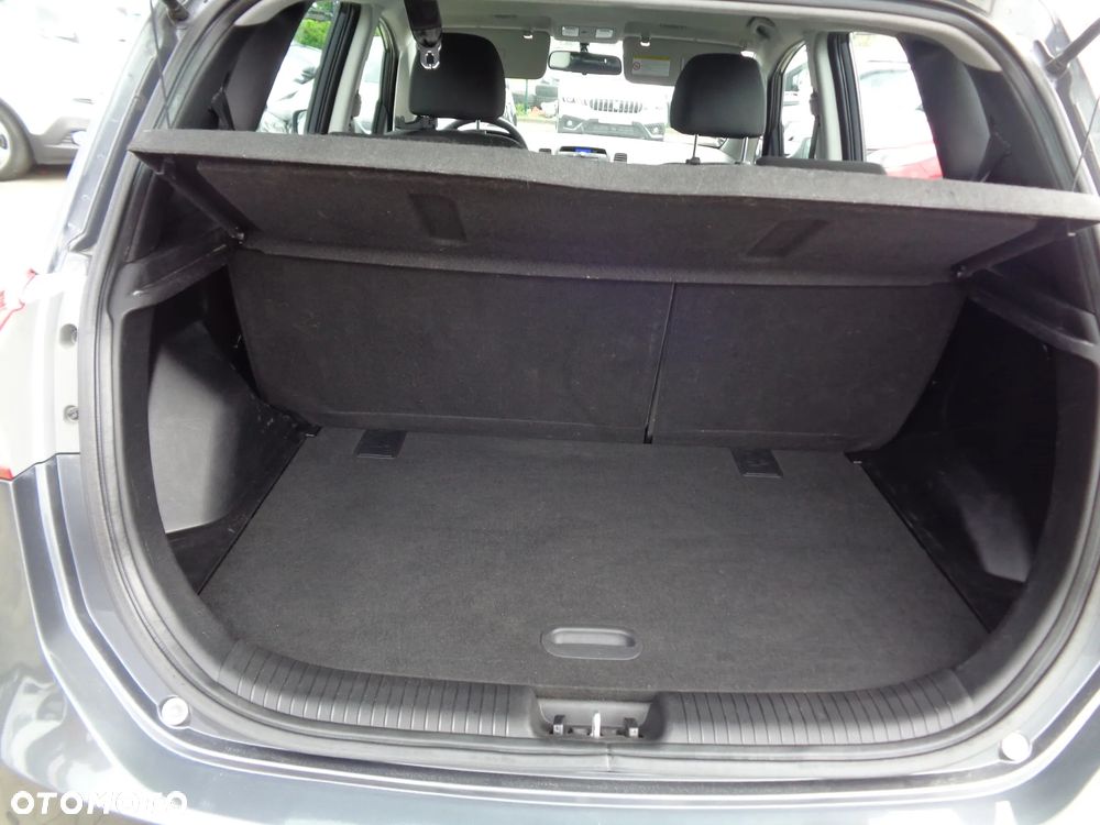 Hyundai ix20 1.4 Comfort - 15