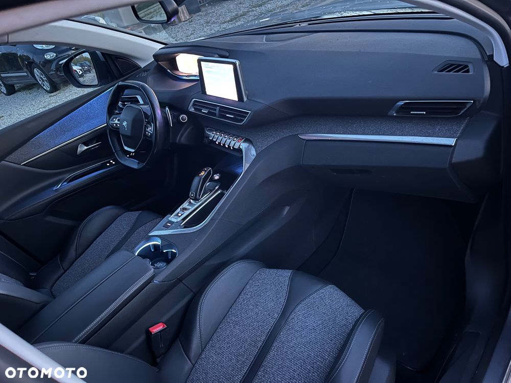 Peugeot 5008 BlueHDi 180 EAT8 Allure - 15