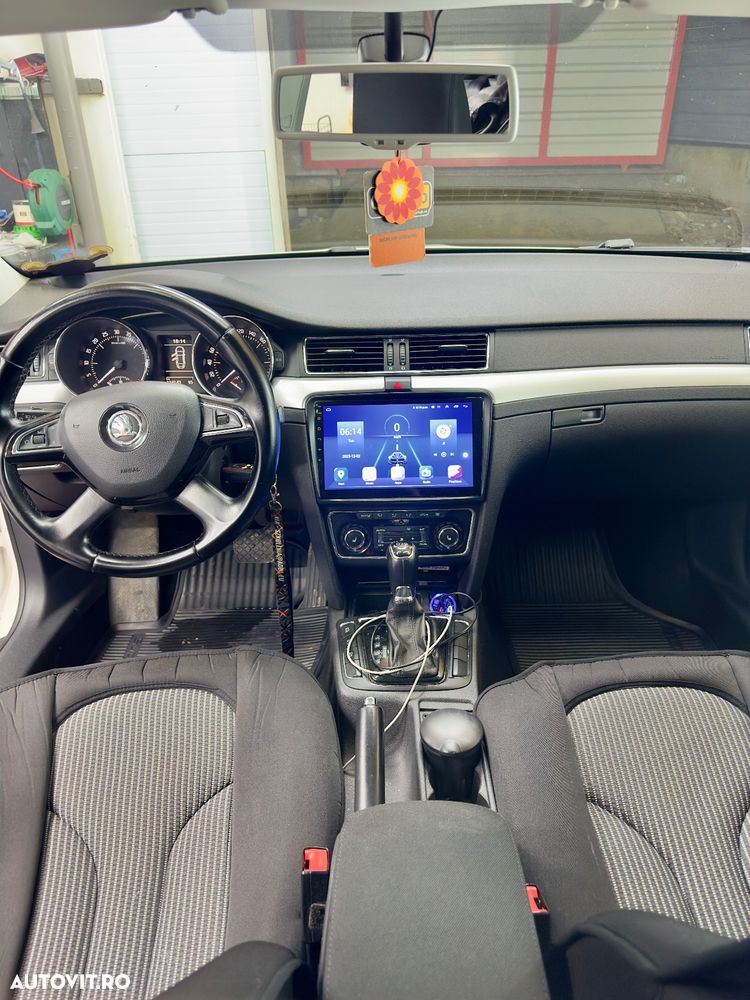 Skoda Superb 2.0 TDI Ambition - 10