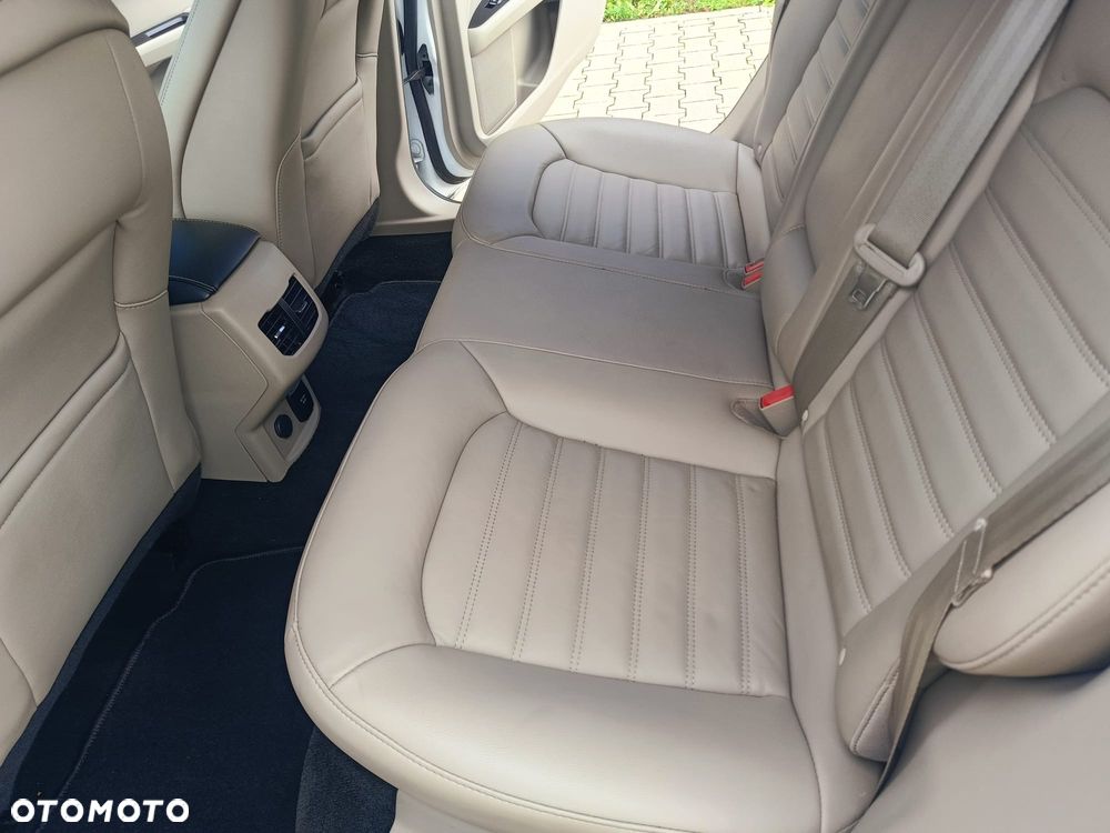 Ford Mondeo - 20