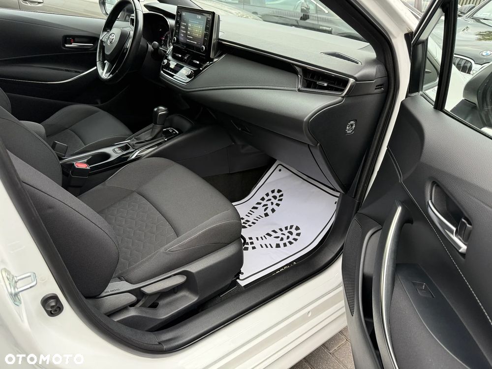 Toyota Corolla 1.8 Hybrid Comfort - 20