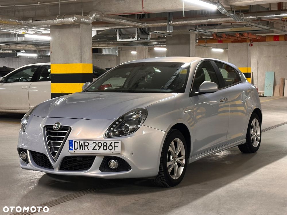 Alfa Romeo Giulietta 1.6 JTDM 16V Sport - 2