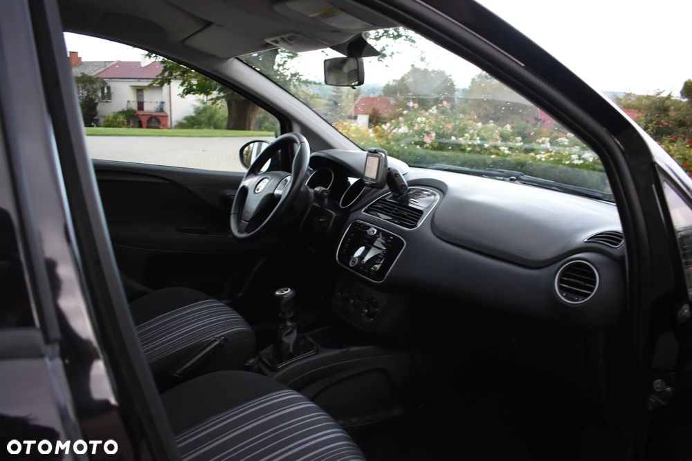 Fiat Punto Evo 1.4 8V Dynamic - 31