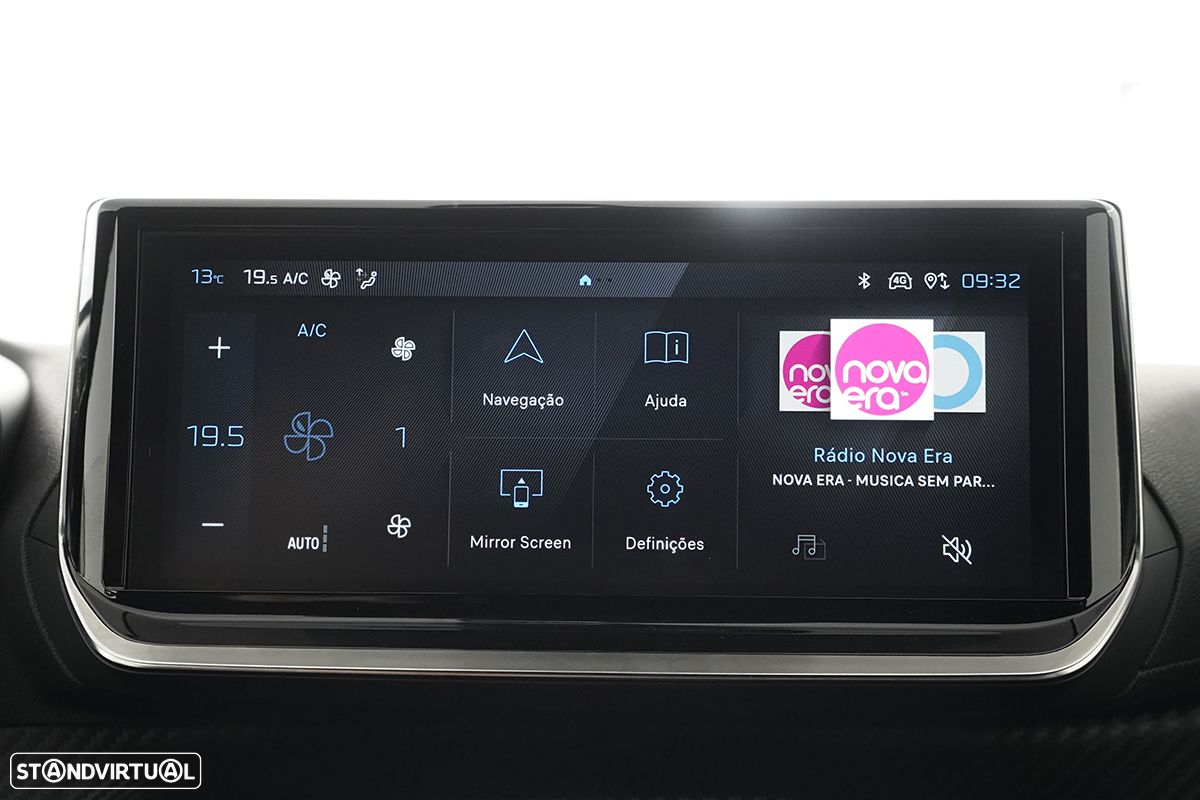 Peugeot 2008 1.2 PureTech Allure EAT8 - 9