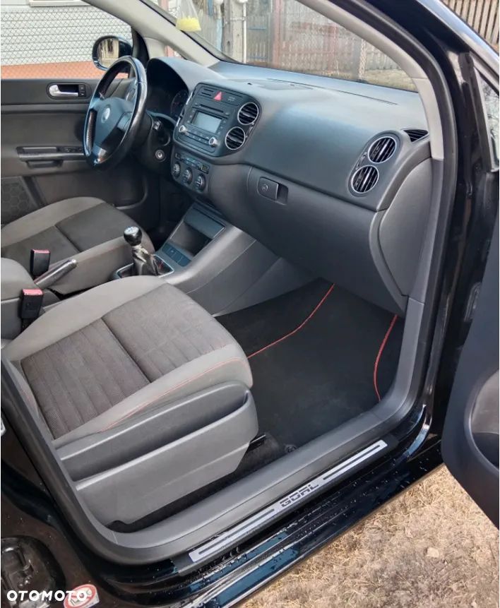 Volkswagen Golf Plus 1.9 TDI DPF Goal - 22