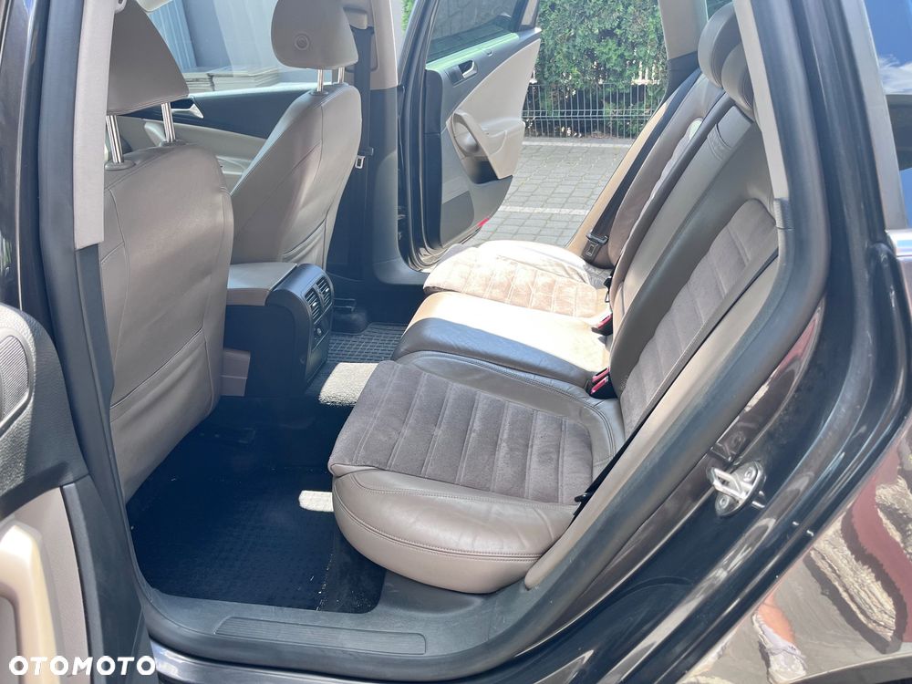 Volkswagen Passat 2.0 TDI DPF Highline DSG - 10