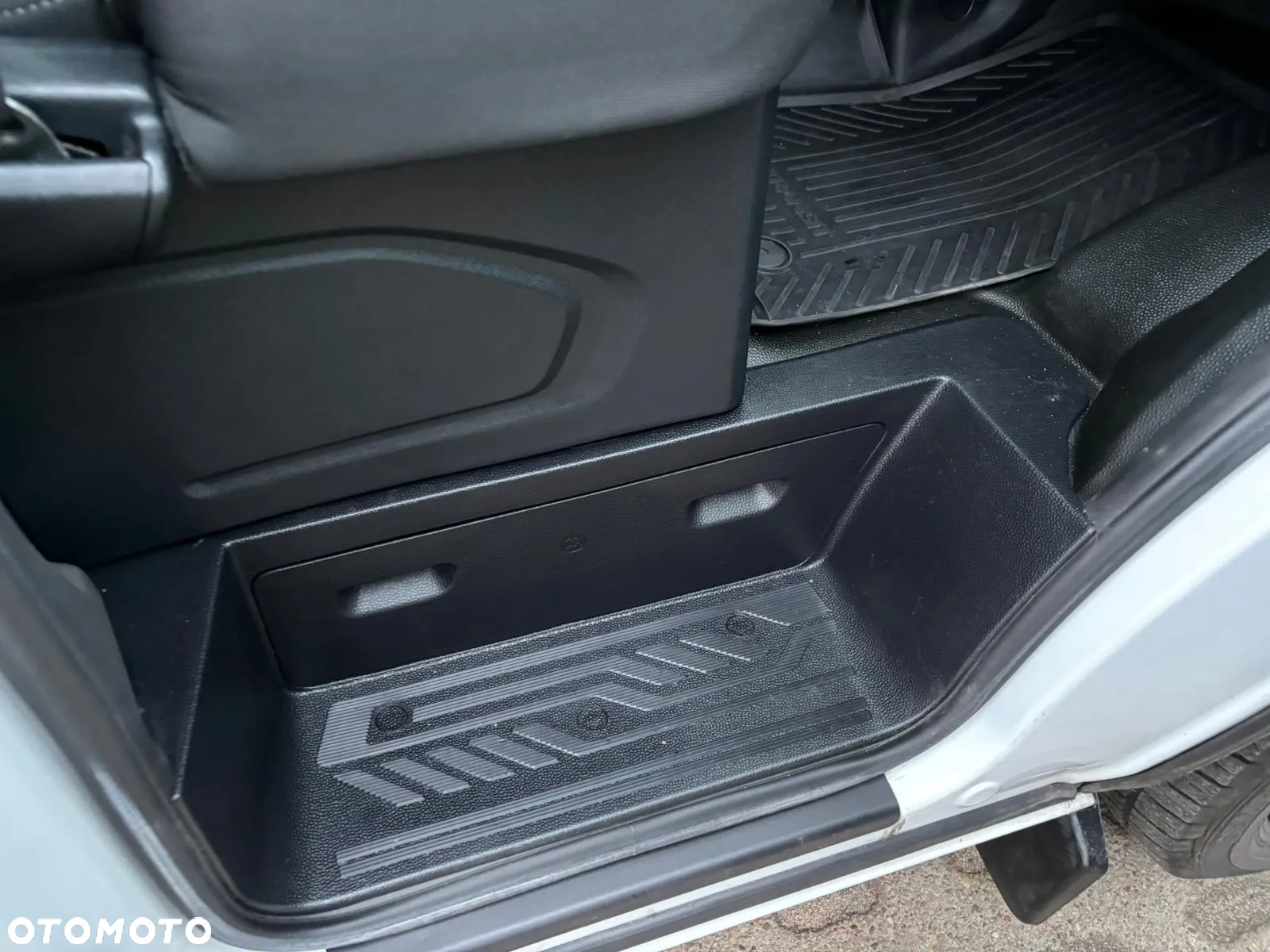 Ford Transit Custom - 14