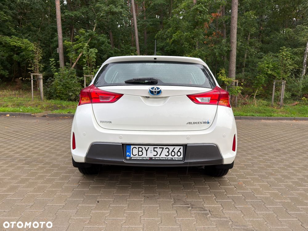 Toyota Auris 1.8 HSD Luna - 6