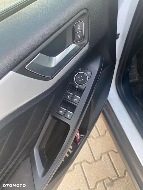 Ford Focus 1.5 EcoBlue SCR Trend - 8