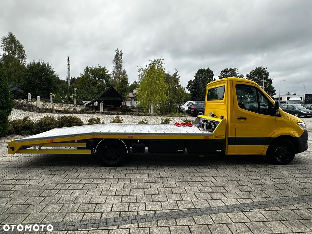 Mercedes-Benz Sprinter - 6