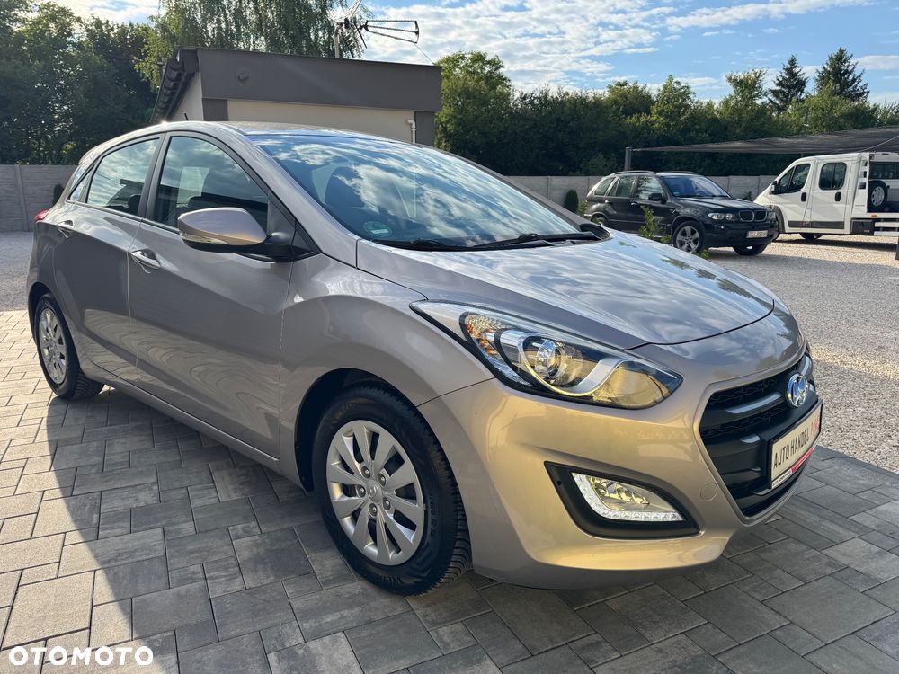 Hyundai i30 blue 1.4 Classic Navigation - 3