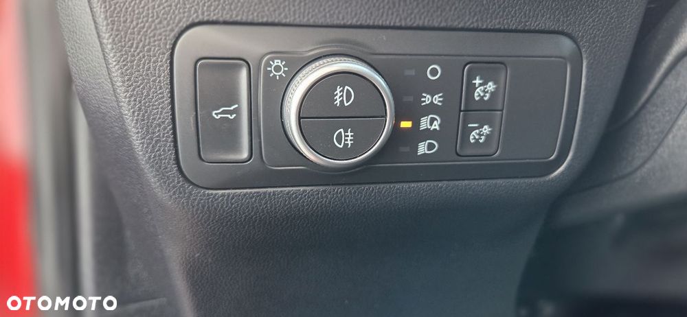 Ford Kuga - 34