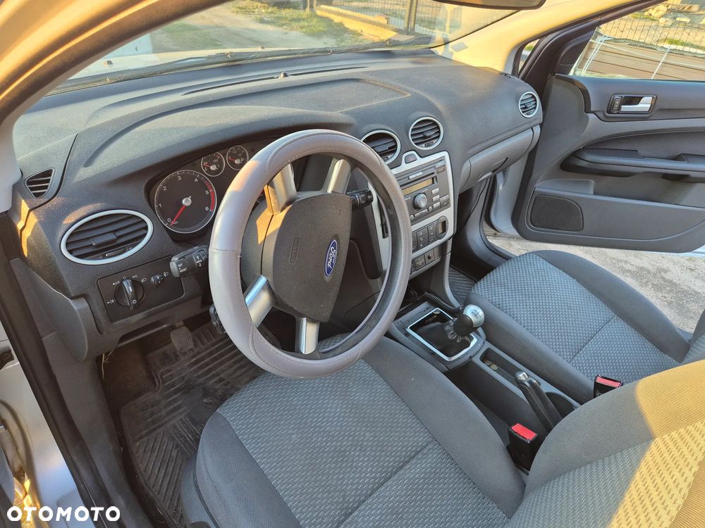 Ford Focus 1.6 TDCi Ambiente - 5