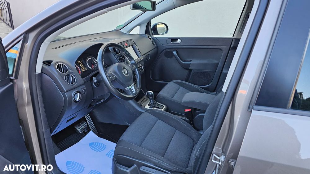 Volkswagen Golf Plus 1.2 TSI DSG Style - 17