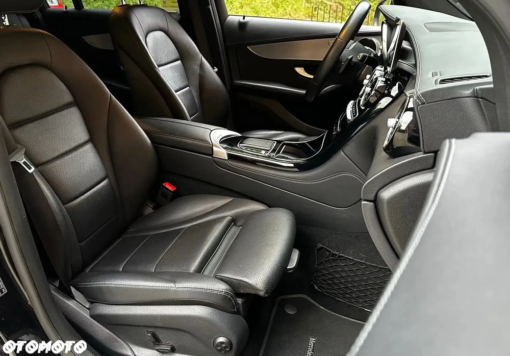 Mercedes-Benz GLC 250 4-Matic - 8