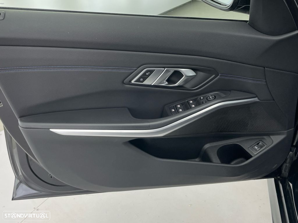 BMW 320 d Touring Pack M Auto - 18