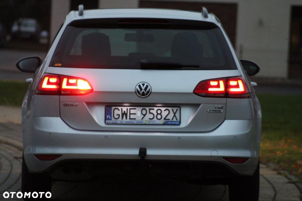 Volkswagen Golf 1.4 TSI BMT Comfortline - 17