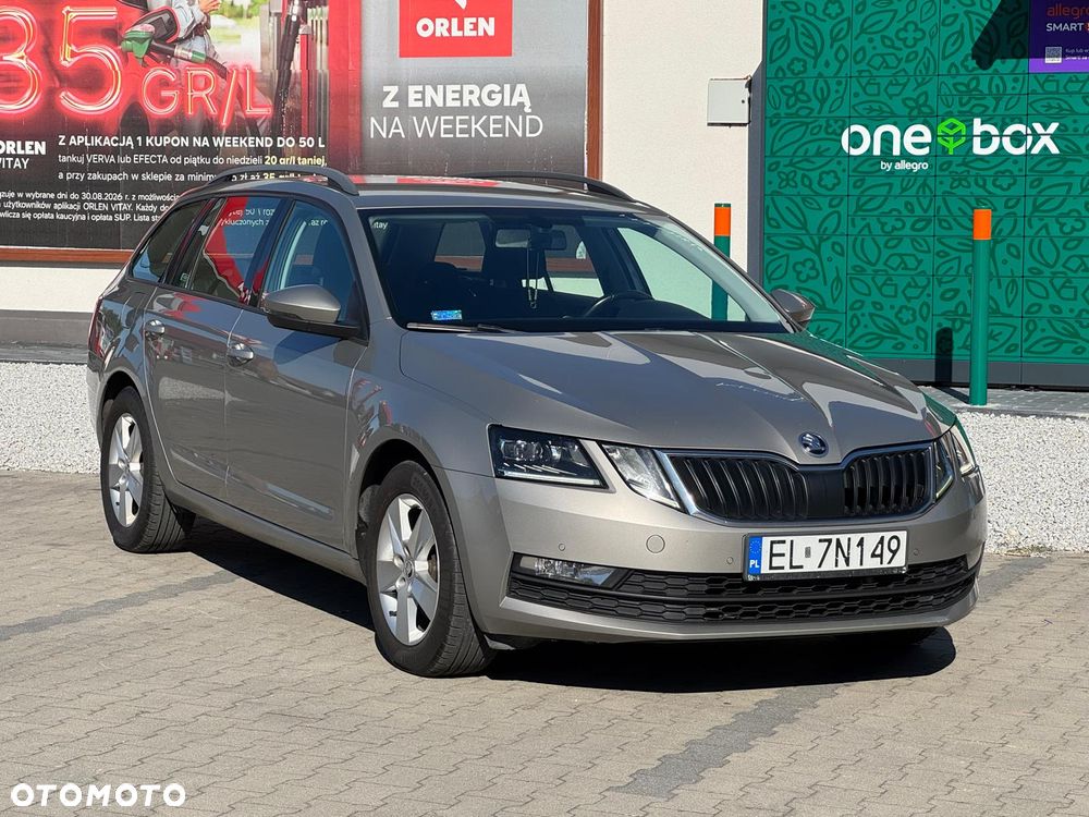 Skoda Octavia 2.0 TDI Sportline DSG - 3