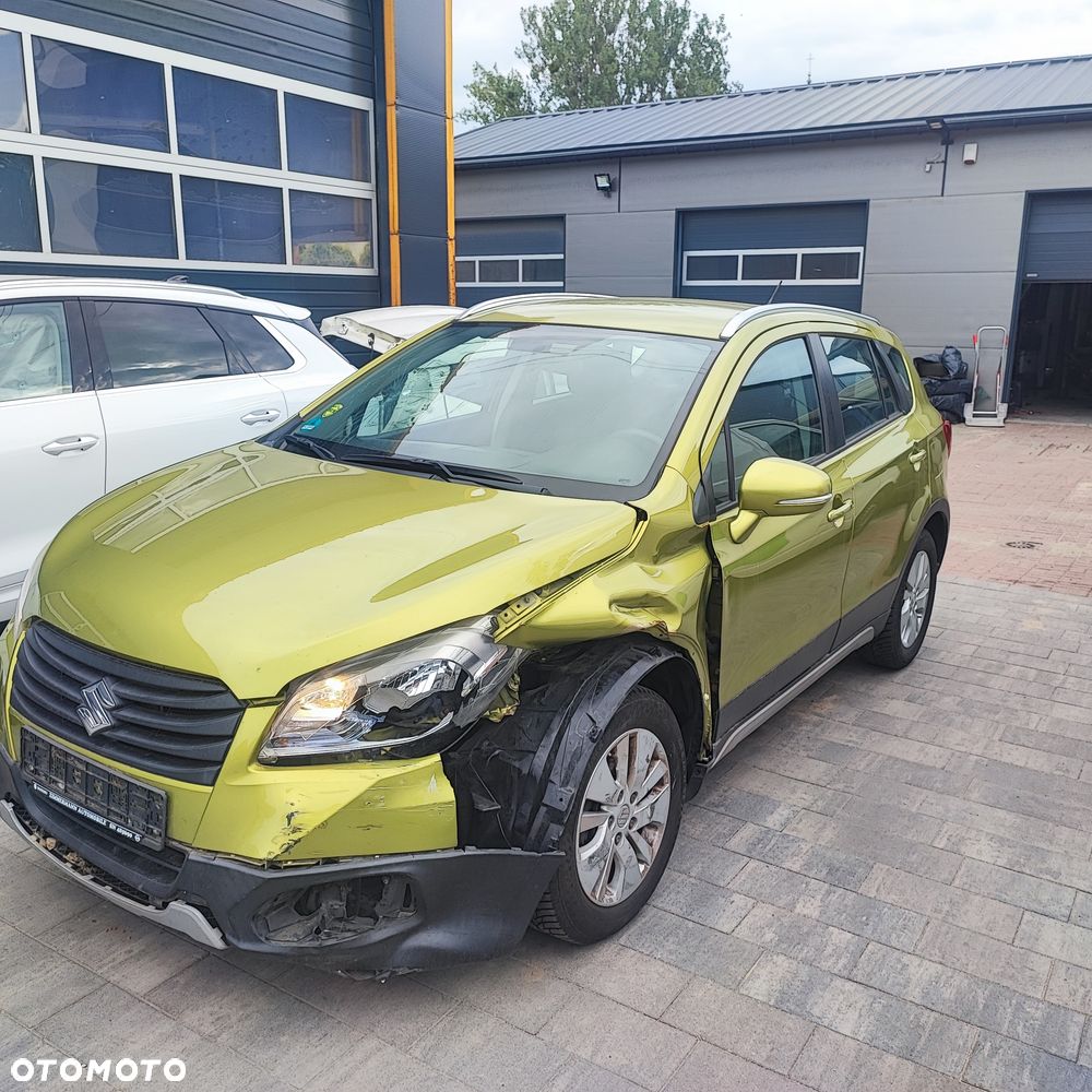 Suzuki S-Cross - 1