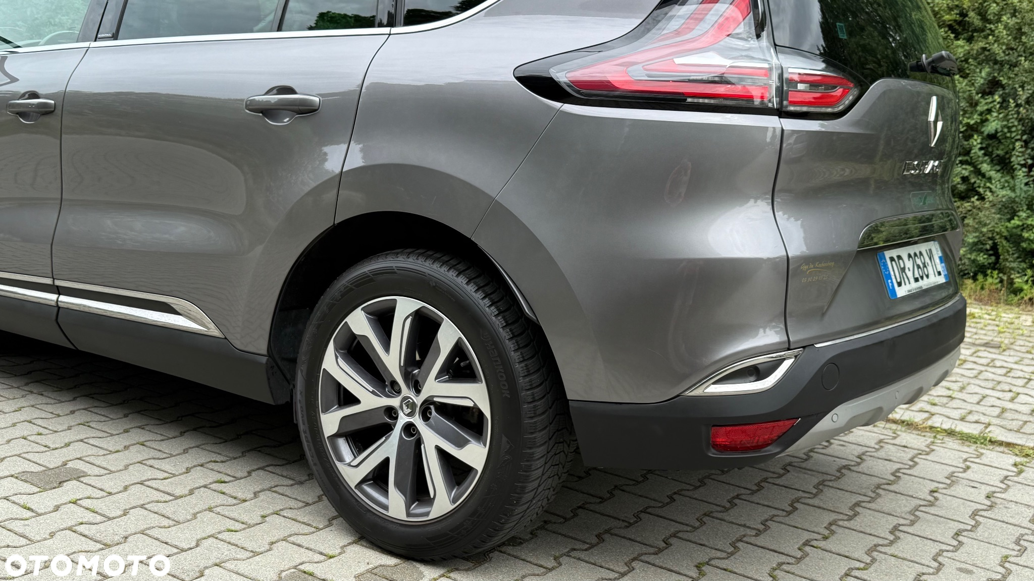 Renault Espace 1.6 dCi Energy Initiale Paris EDC - 14