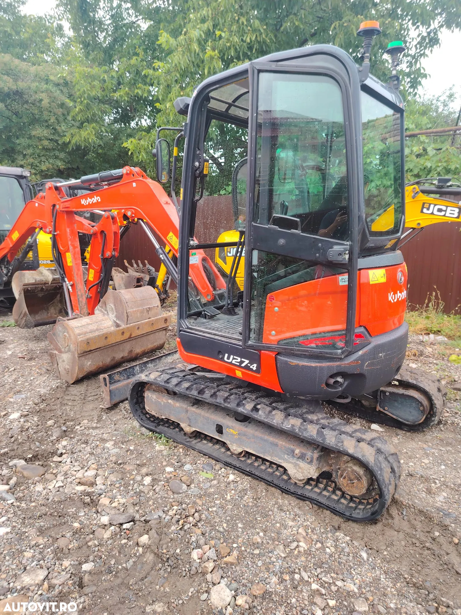 Kubota U27 - 4