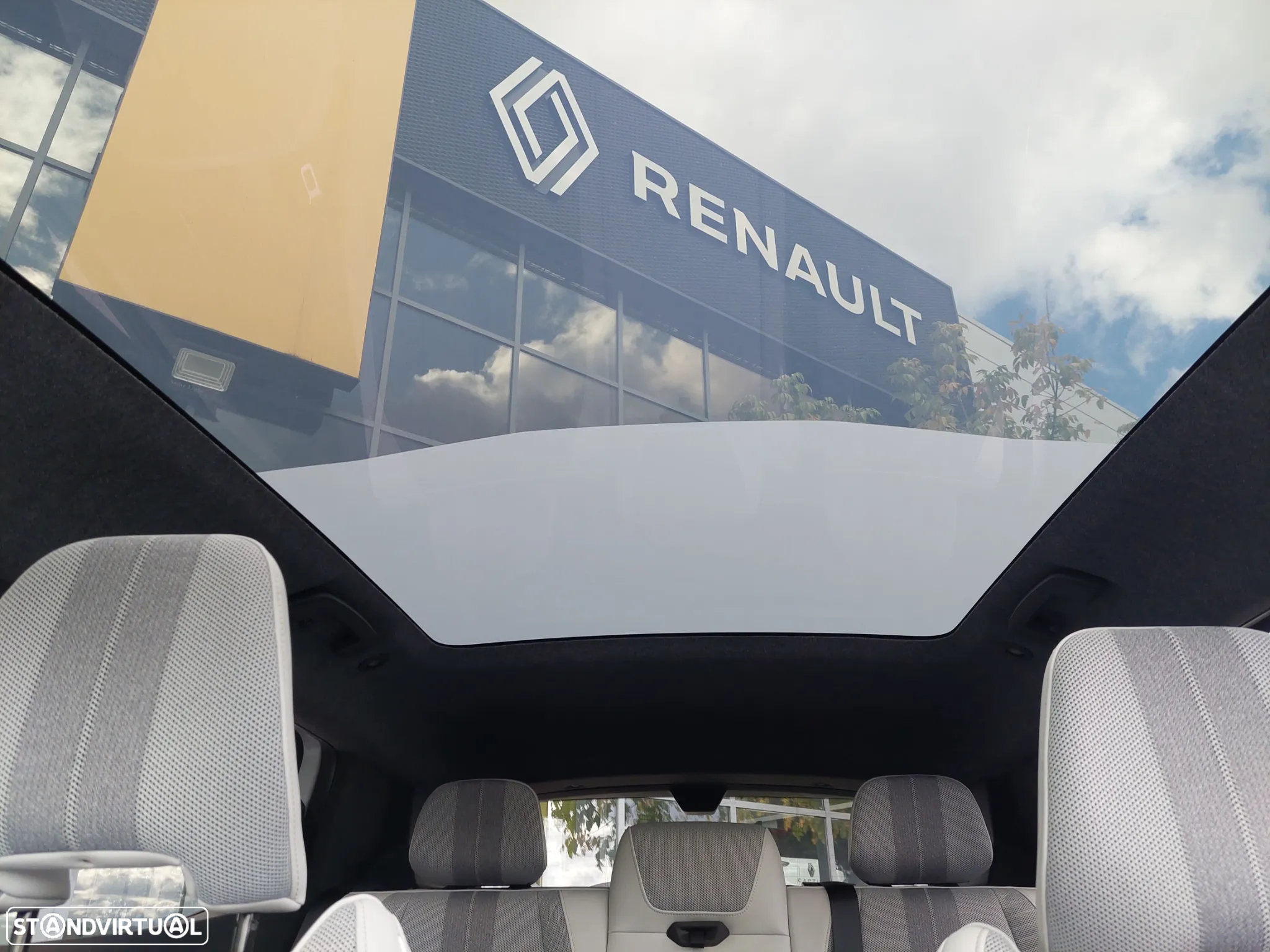 Renault Scénic E-Tech 87 kWh Iconic - 18