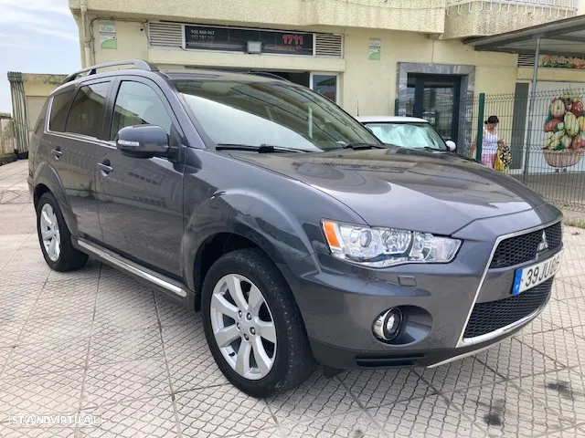 Mitsubishi Outlander 2.2 DI-D Intense - 29