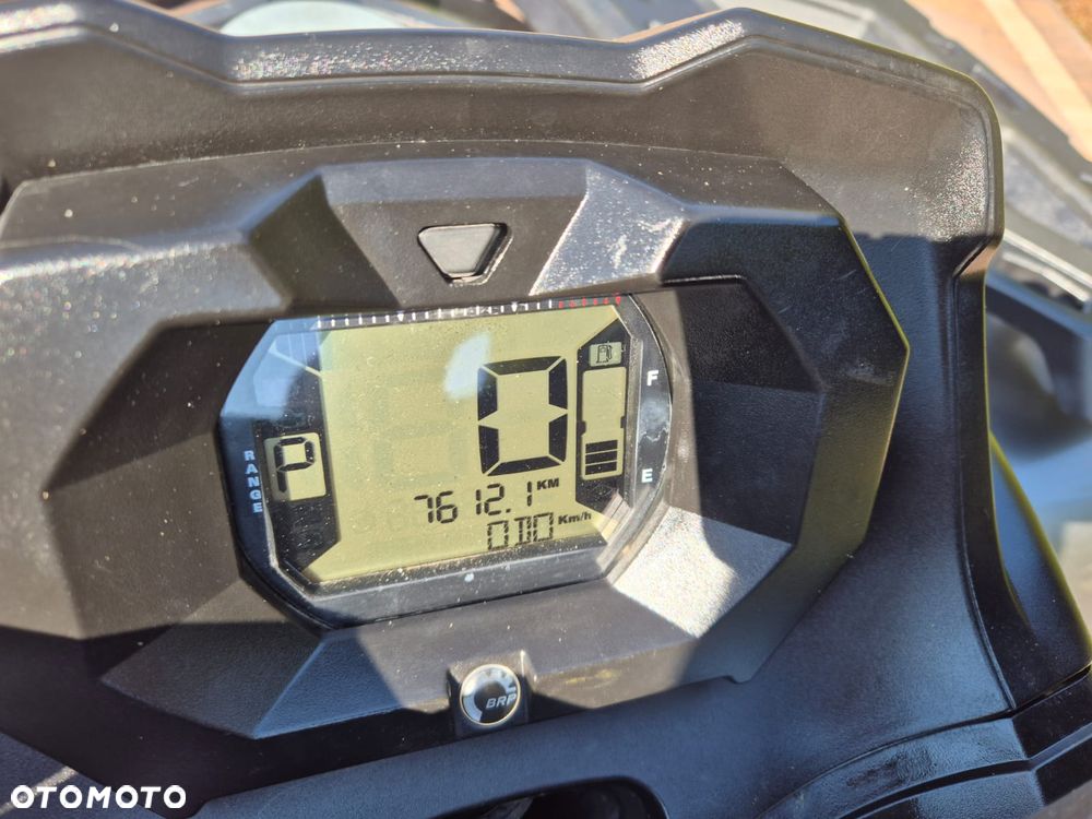 Can-Am Outlander - 8