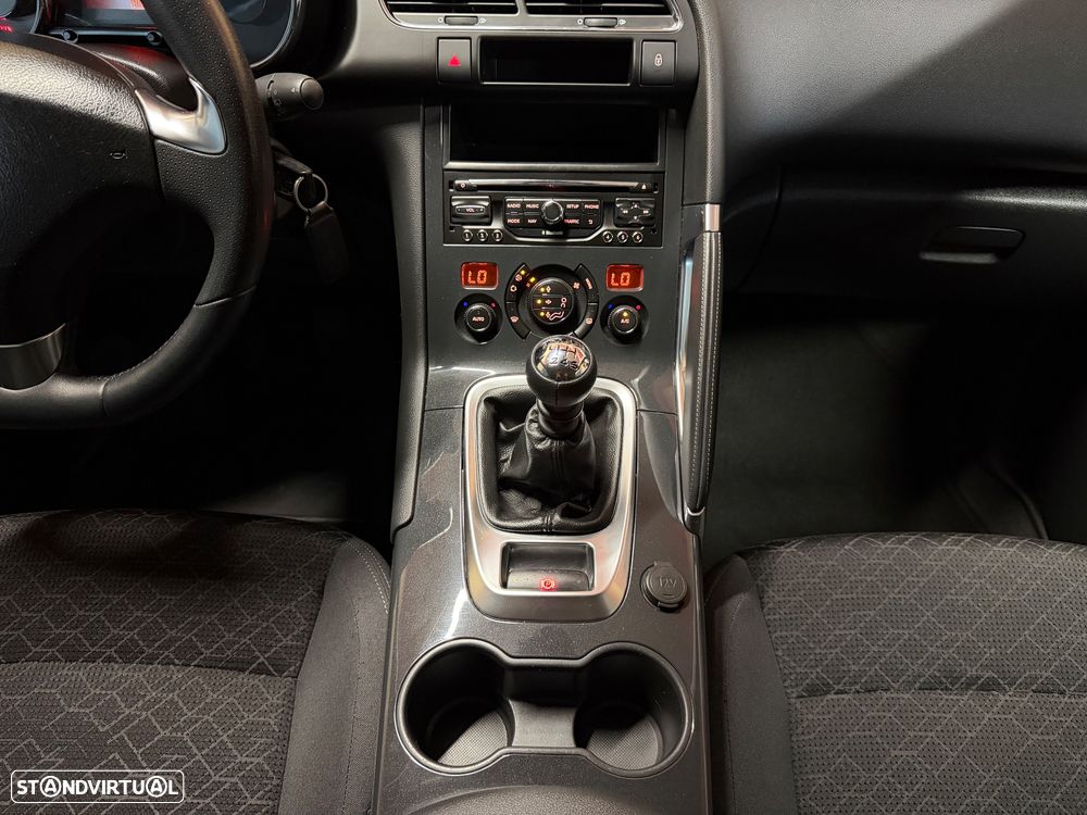 Peugeot 3008 1.6 HDi Style - 19