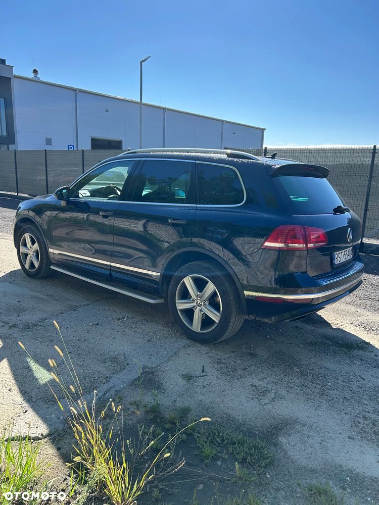 Volkswagen Touareg 3.0 V6 TDI BMT Perfectline R-Style - 4